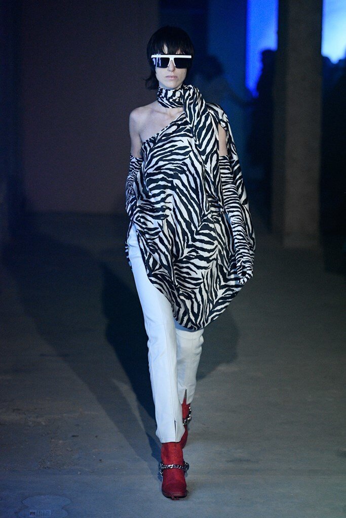 MM6 Maison Martin Margiela_18_mm6_20po_20f20_20019.jpg