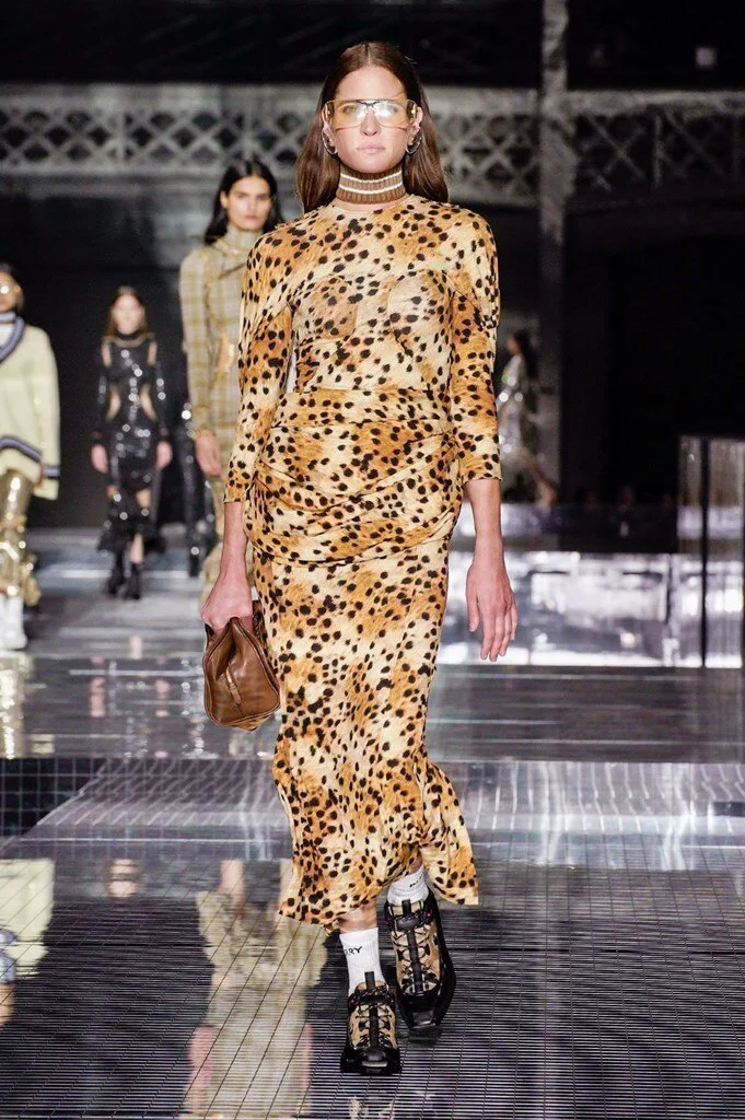 Burberry_100__dan0656.jpg