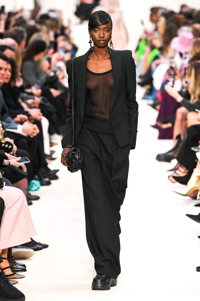 Valentino_37_is5_0703.jpg