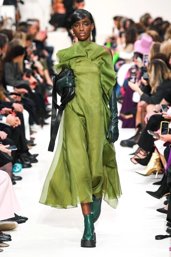 Valentino_43_is5_0803.jpg