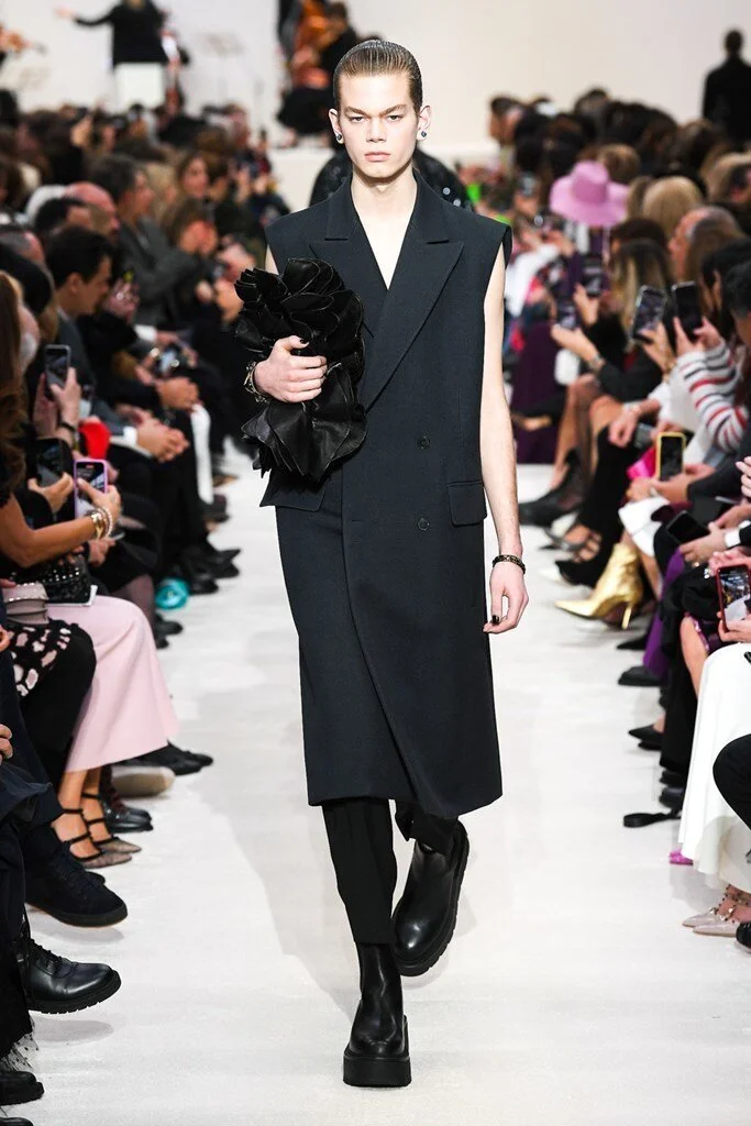 Valentino_62_is5_1191.jpg