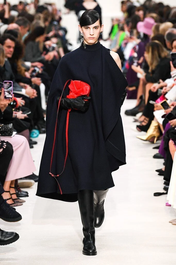 Valentino_68_is5_1297.jpg