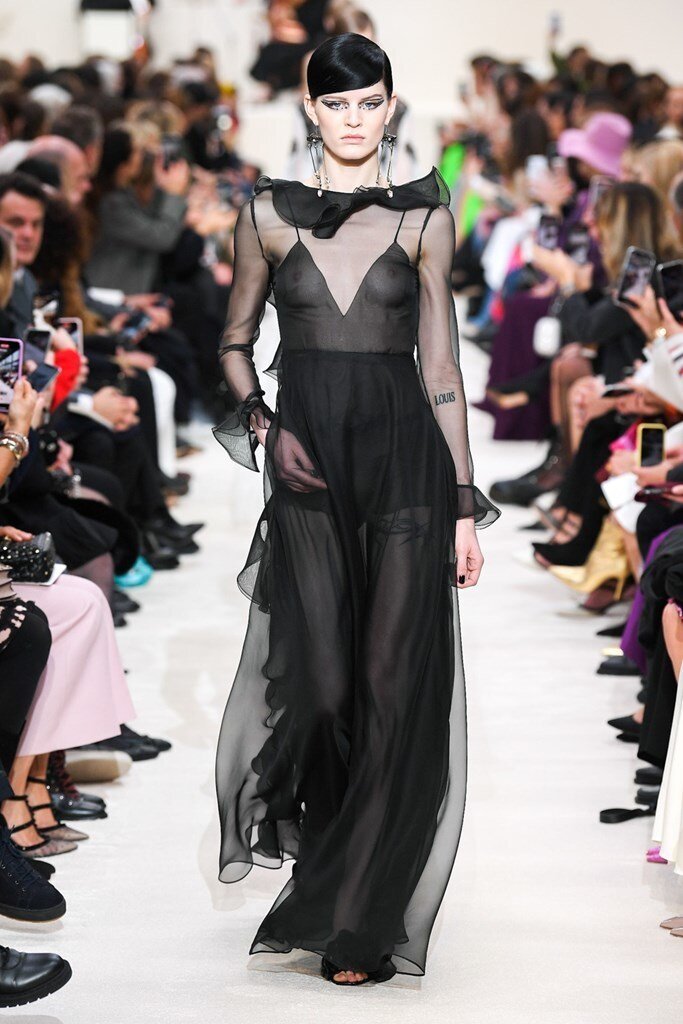 Valentino_79_is5_1507.jpg