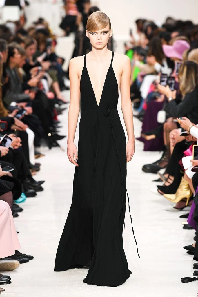 Valentino_81_is5_1537.jpg