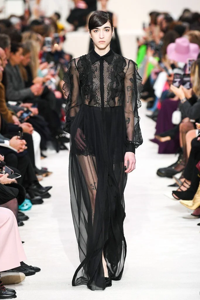 Valentino_82_is5_1554.jpg