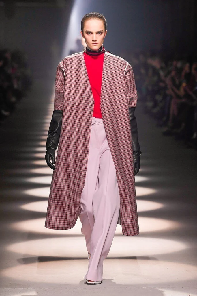 Givenchy_5__pla0105.jpg