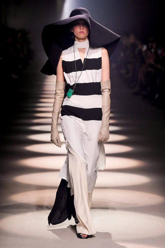 Givenchy_19__pla0356.jpg