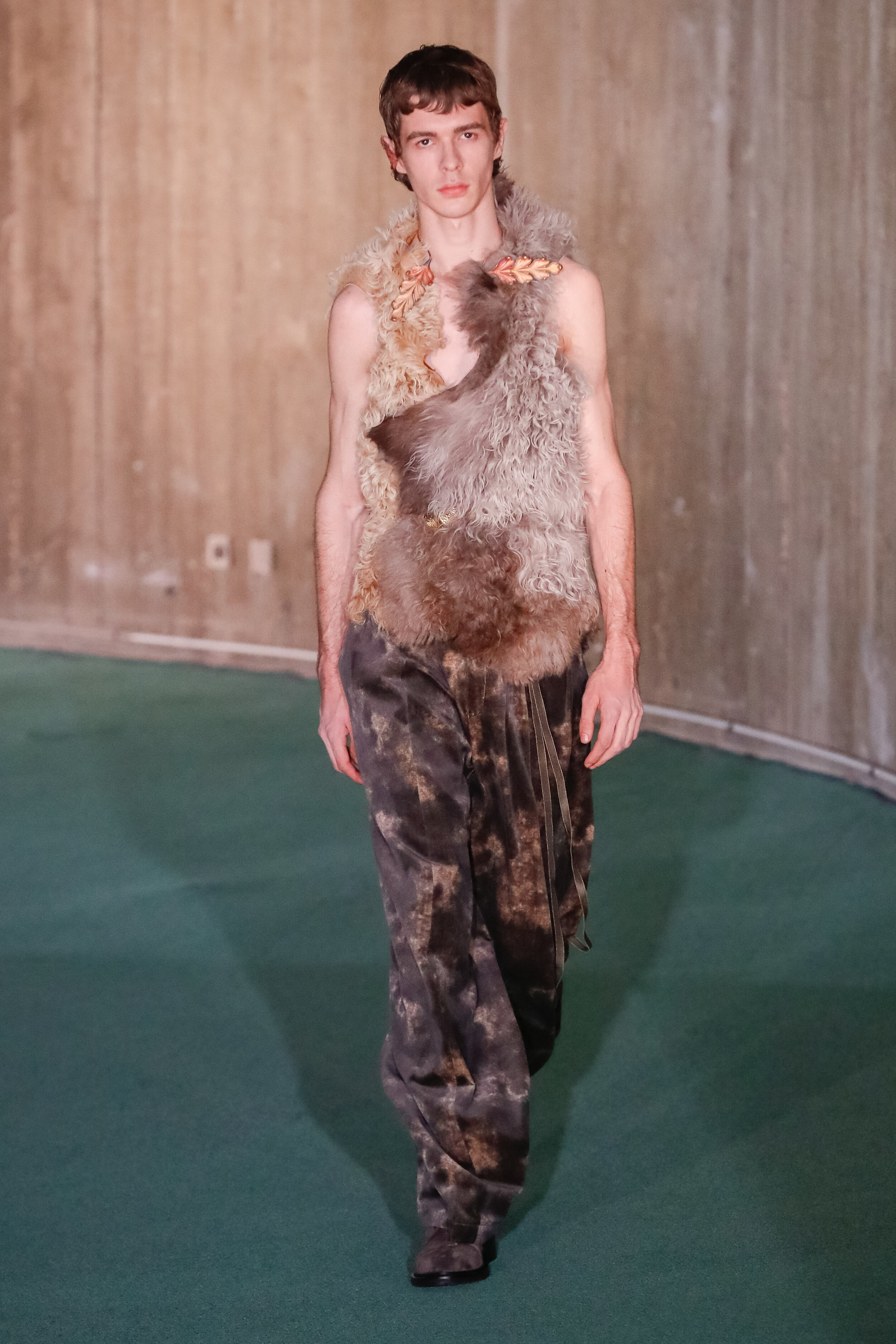  Ann Demeulemeester Fashion show in ParisMenswear Collection Fall Winter 2020 