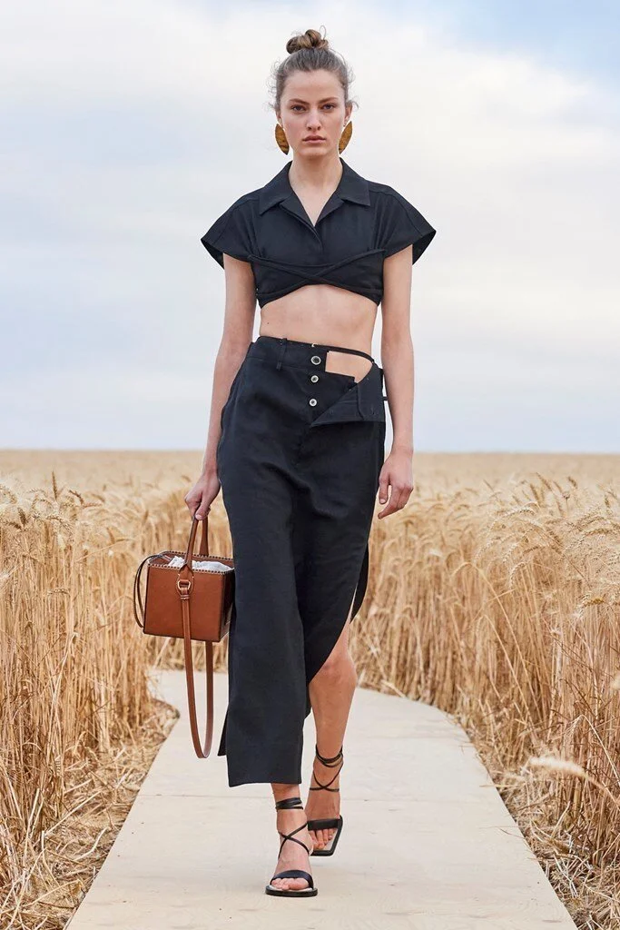 Jacquemus_9_jacquemus_20m_20fp_20rs21_200010.jpg