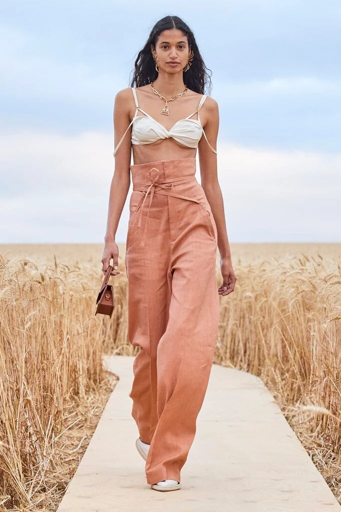 Jacquemus_32_jacquemus_20m_20fp_20rs21_200033.jpg