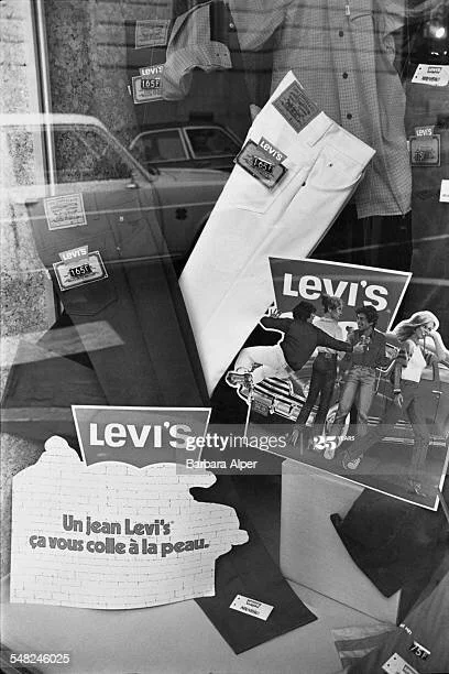 Levi's Announces Secondhand Denim Buyback Program. Find out how it works! 