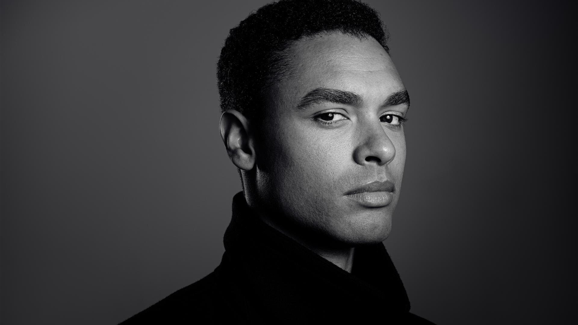 We Bit Adieu to Regé-Jean Page Who Will Not Be Joining Bridgerton Season 2 