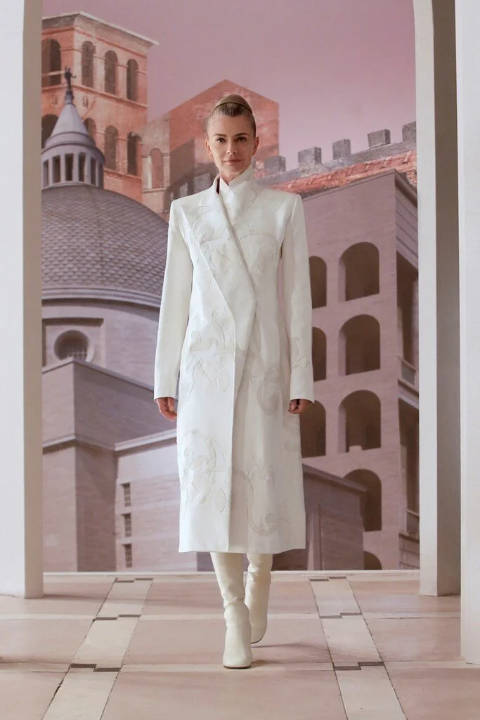 Fendi_3_fendi_20couture_20hc_20po_20rf21_200004.jpg