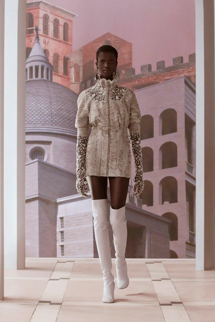 Fendi_9_fendi_20couture_20hc_20po_20rf21_200010.jpg