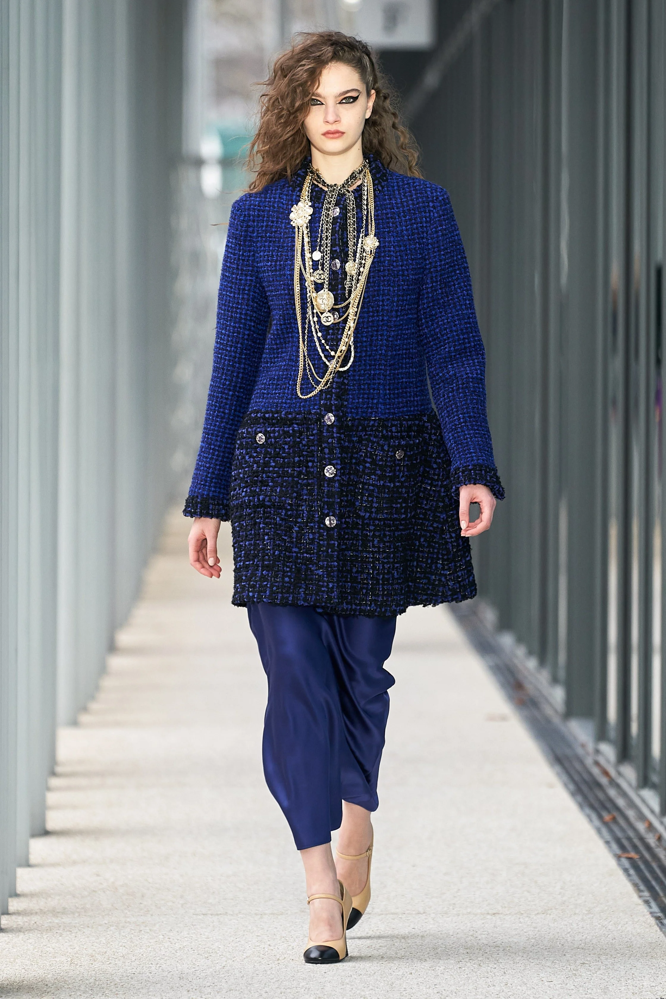 00011-Chanel-Pre-Fall-22-Paris-credit-gorunway.jpeg