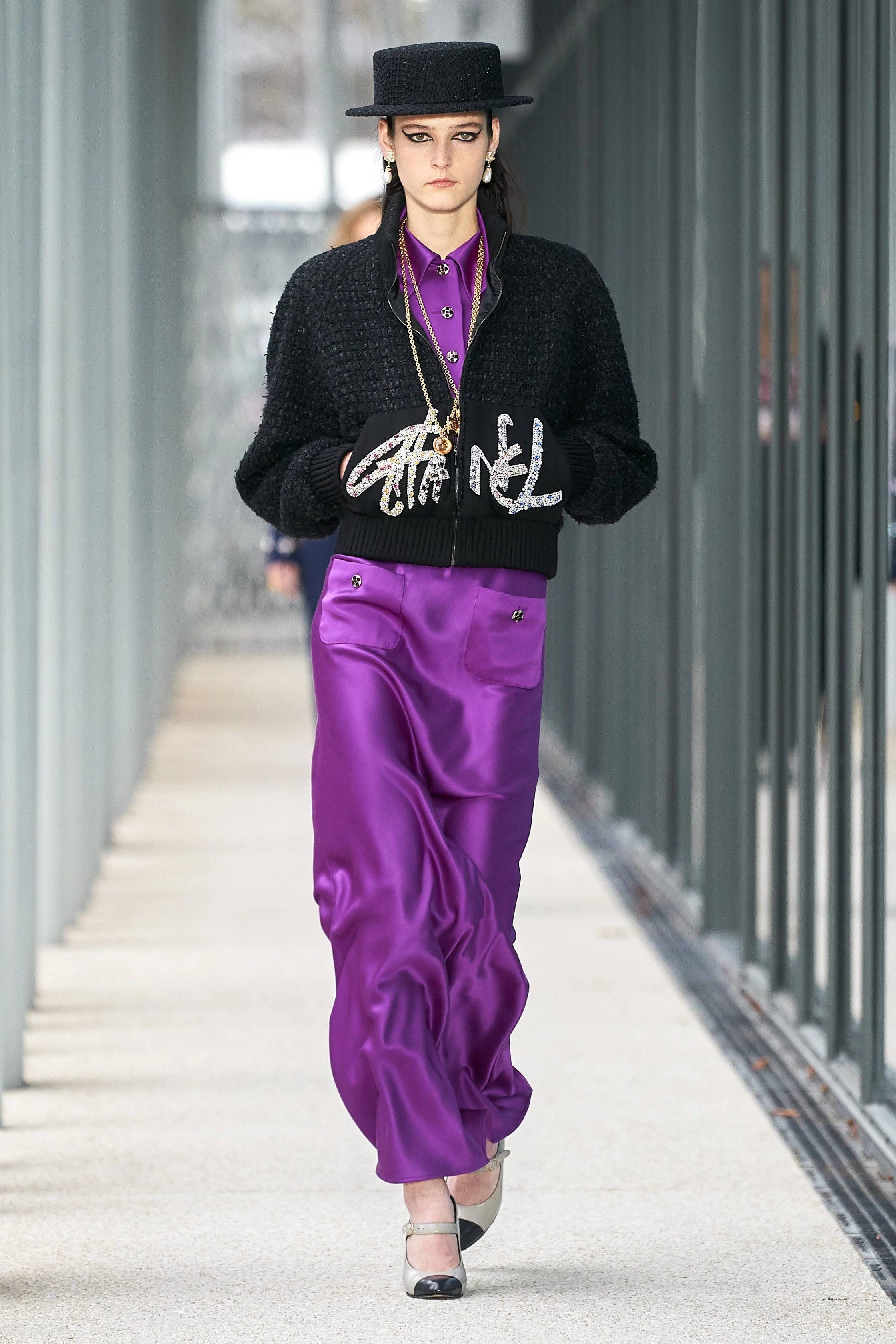 00012-Chanel-Pre-Fall-22-Paris-credit-gorunway.jpeg
