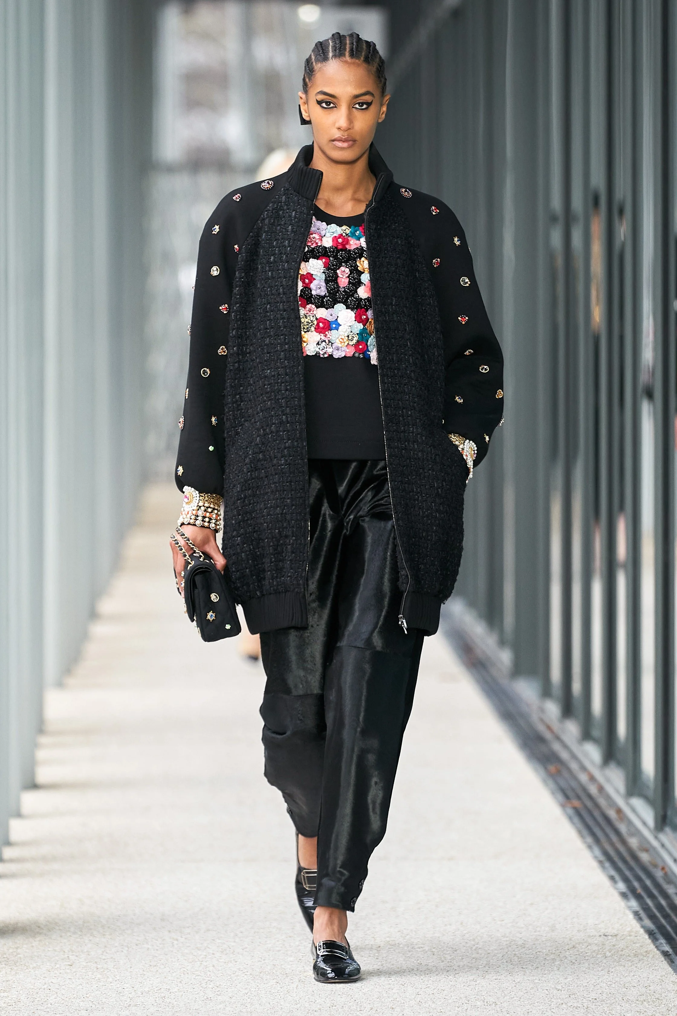 00014-Chanel-Pre-Fall-22-Paris-credit-gorunway.jpeg