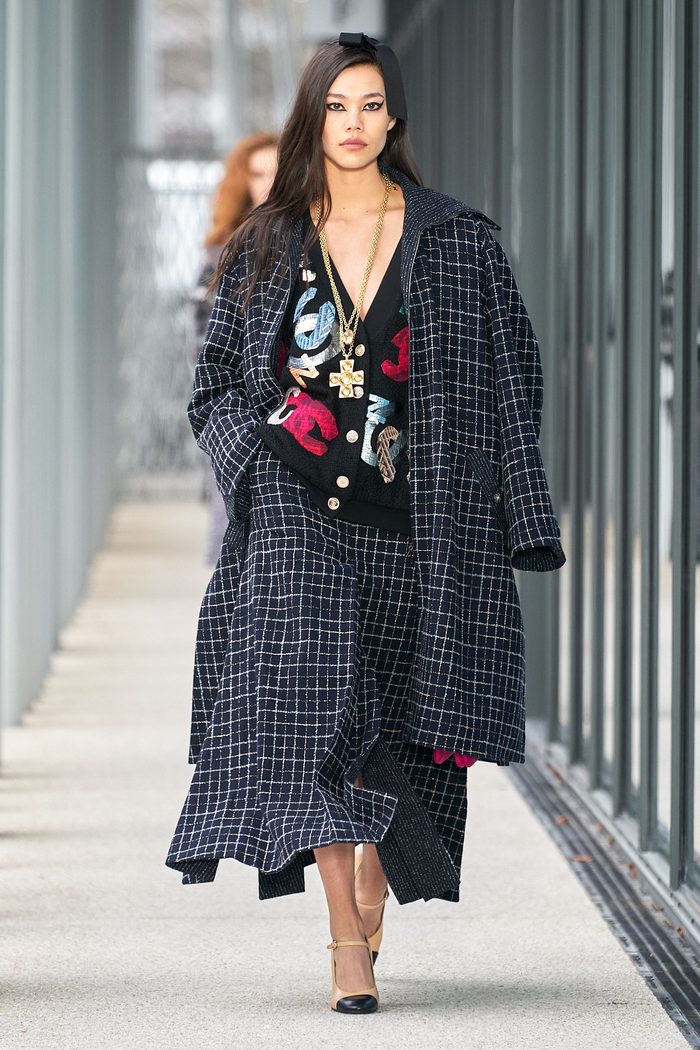00017-Chanel-Pre-Fall-22-Paris-credit-gorunway.jpeg