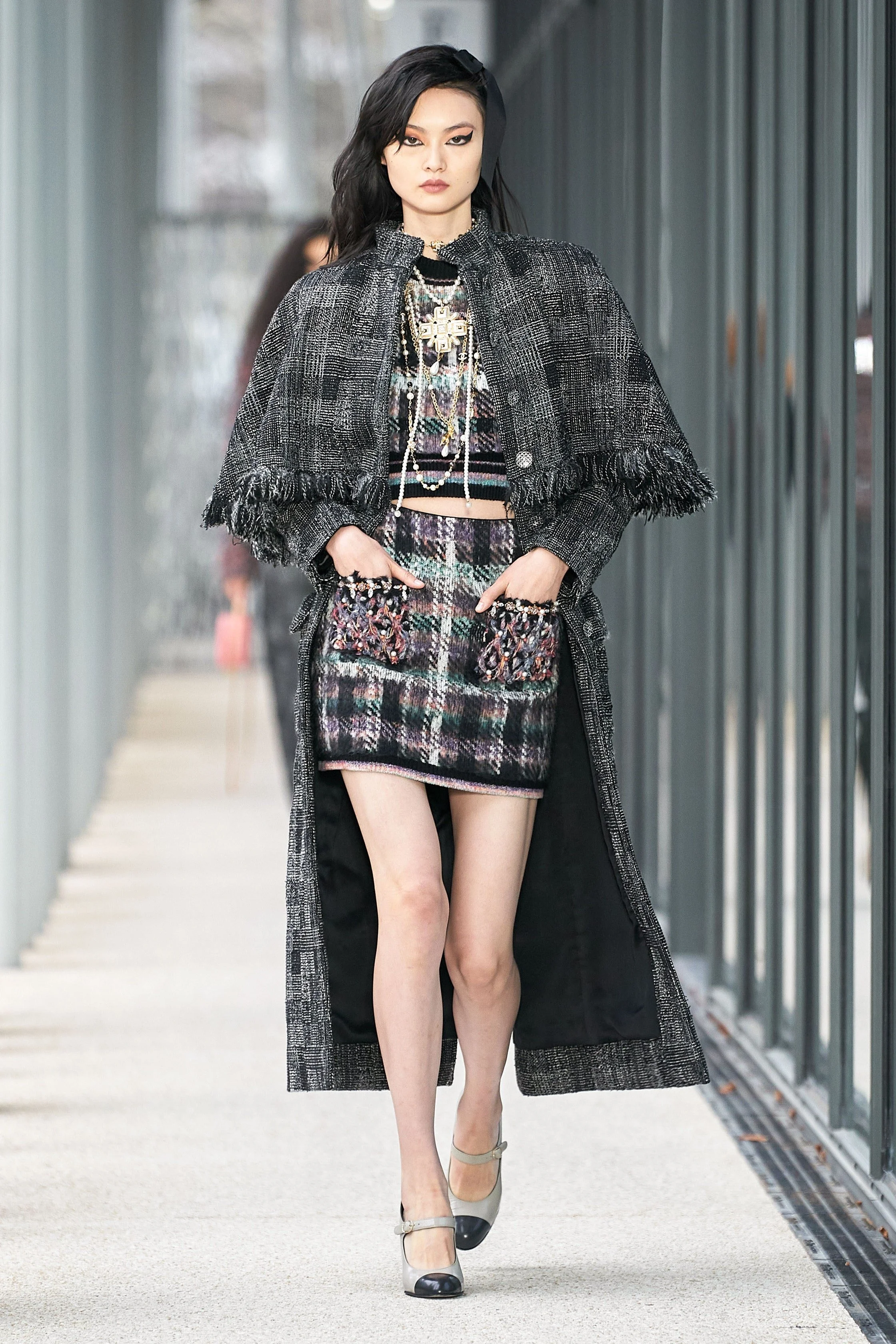 00019-Chanel-Pre-Fall-22-Paris-credit-gorunway.jpeg