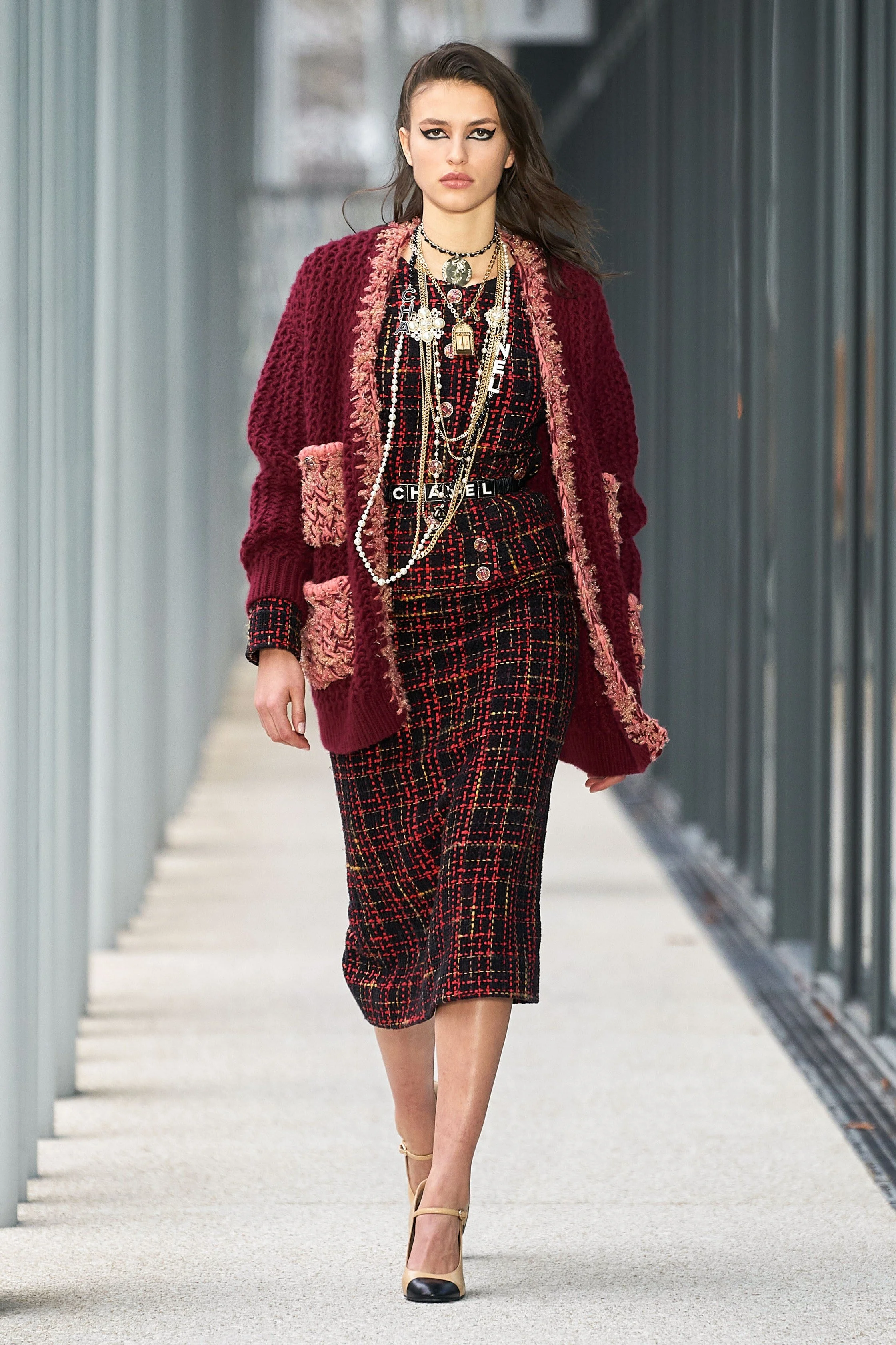 00023-Chanel-Pre-Fall-22-Paris-credit-gorunway.jpeg