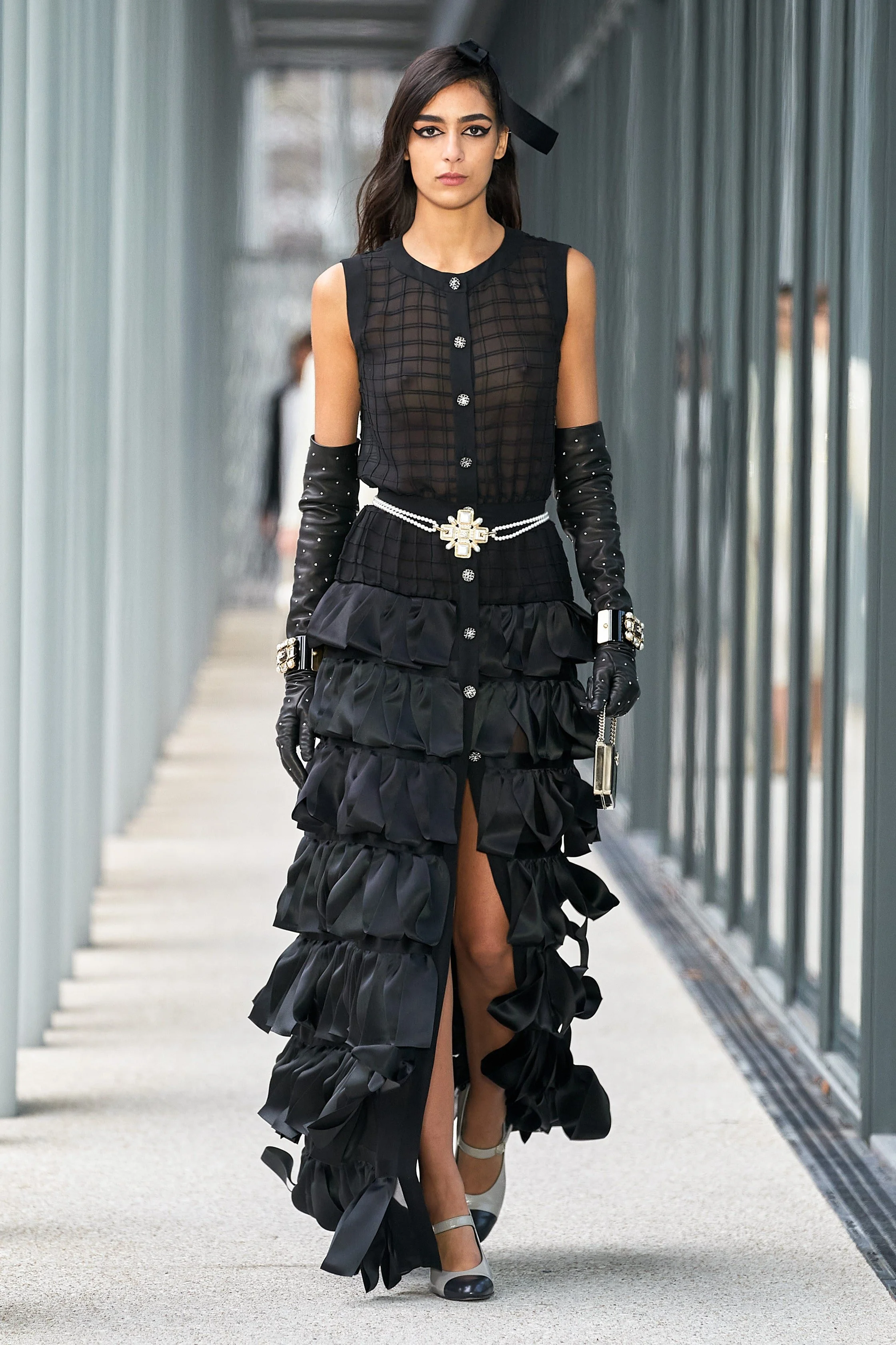 00057-Chanel-Pre-Fall-22-Paris-credit-gorunway.jpeg