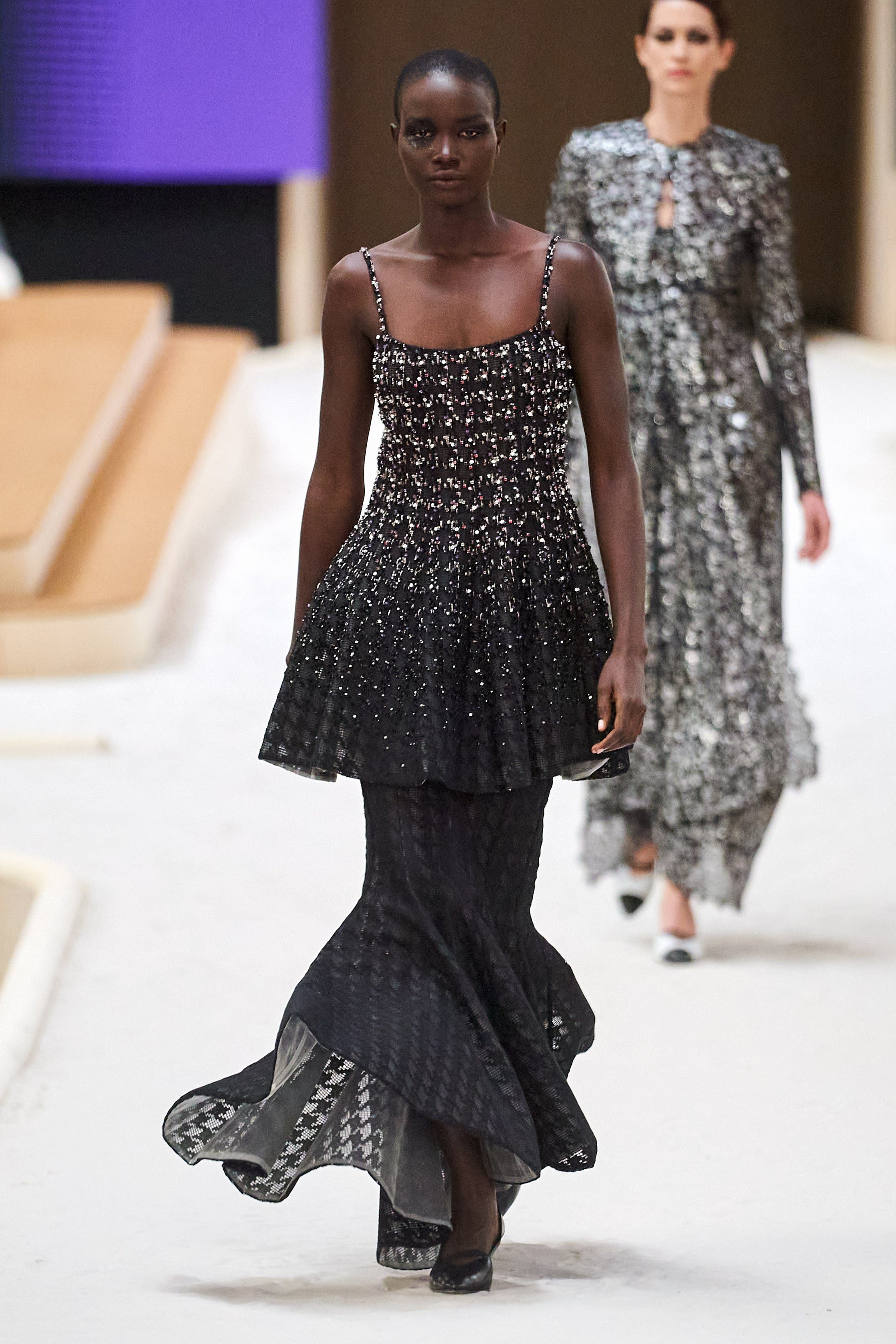 00020-Chanel-Couture-Spring-22-credit-gorunway.jpeg