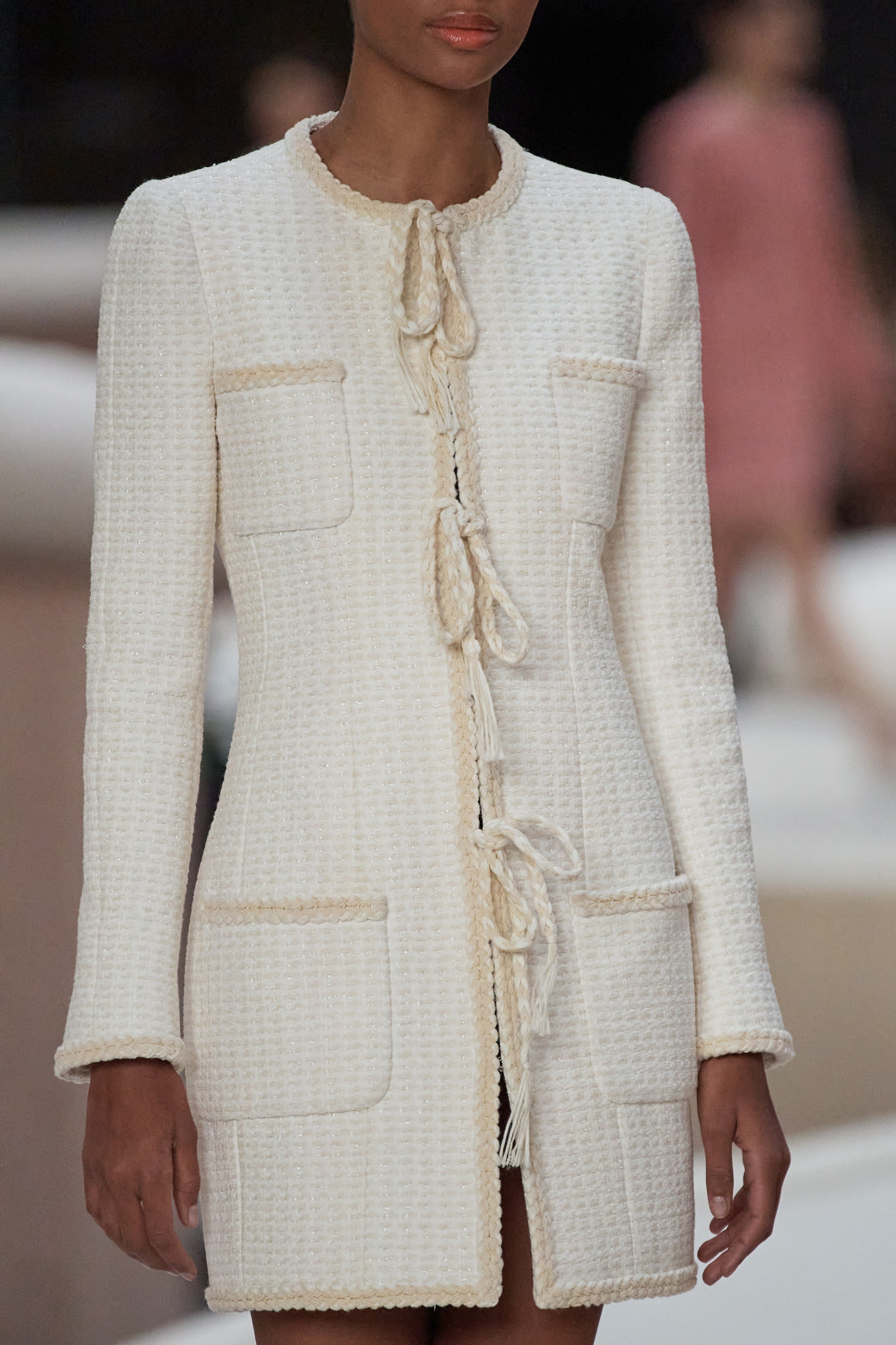 00035-Chanel-Couture-Spring-22-Paris-DETAILS-credit-Alessandro-Viero-Gorunway.jpeg