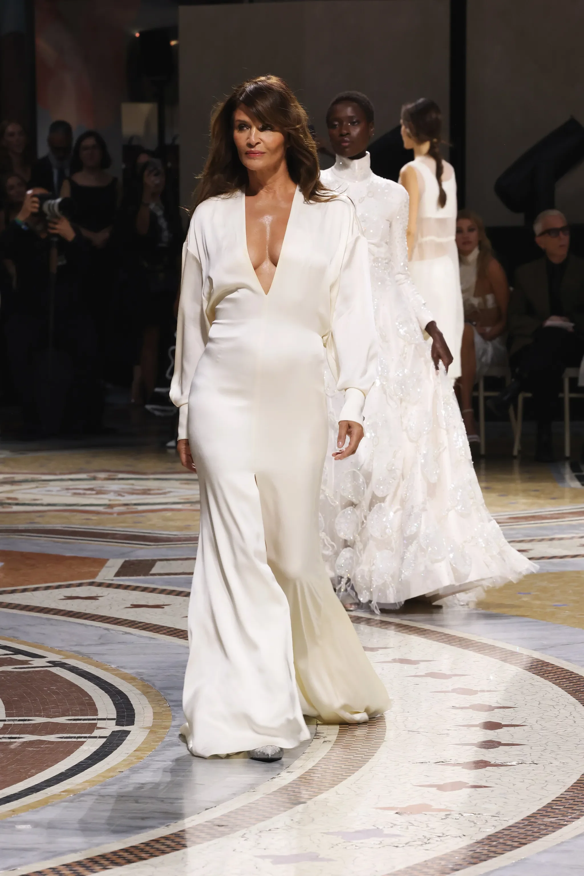 vogue-world-milano-supermodeli-revija-6.webp