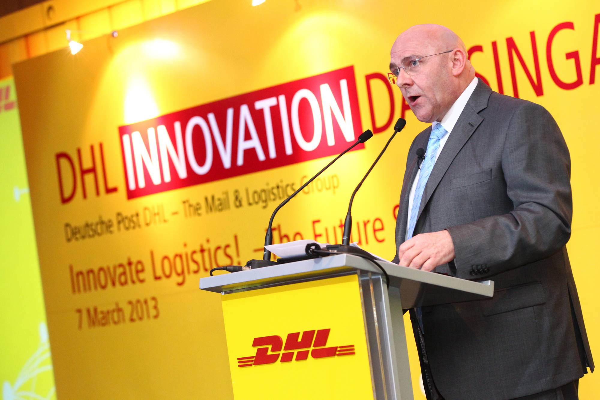 2013-03 SIN DHL Innovation Day@PanPacific (1).jpg