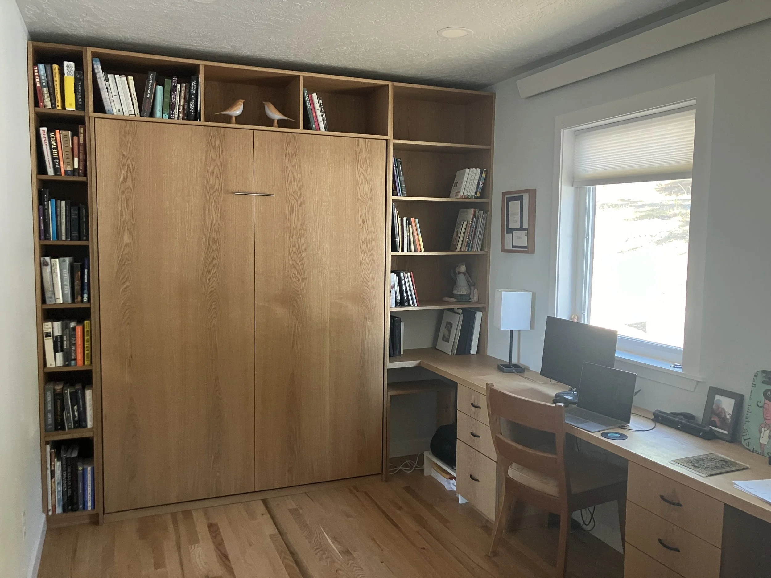 White Oak / Full w/ bookcases