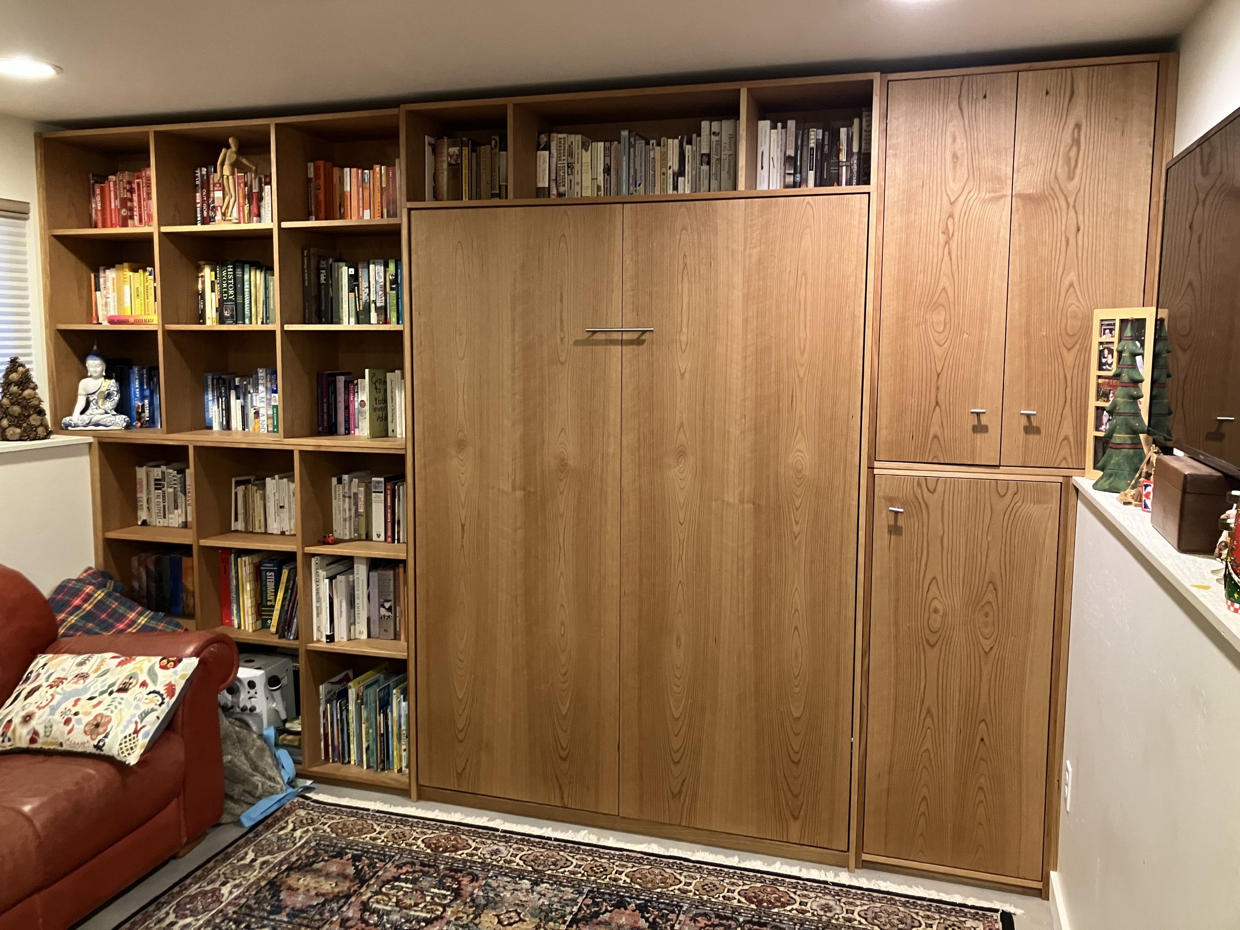 Cherry / Full w/ bookcases and additional cabinetry