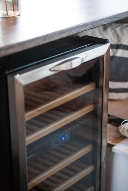   38 wine bottle refrigerator  