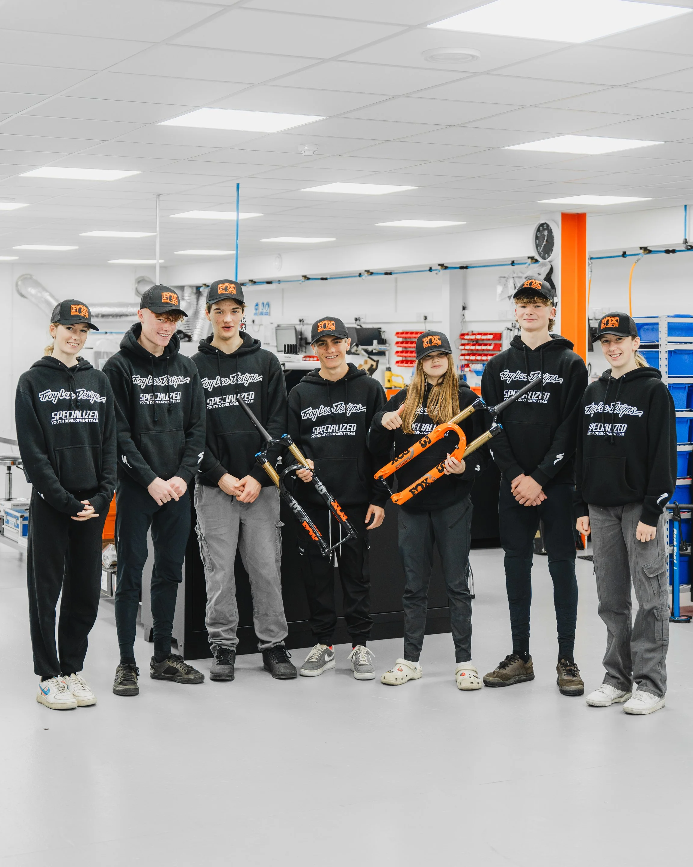 SPECIALIZED YOUTH TEAM FOX HQ 23-10-23 1 2156-Enhanced-NR.jpg