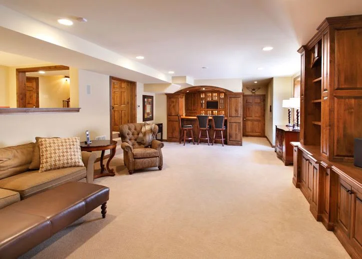 BASEMENT1.JPG