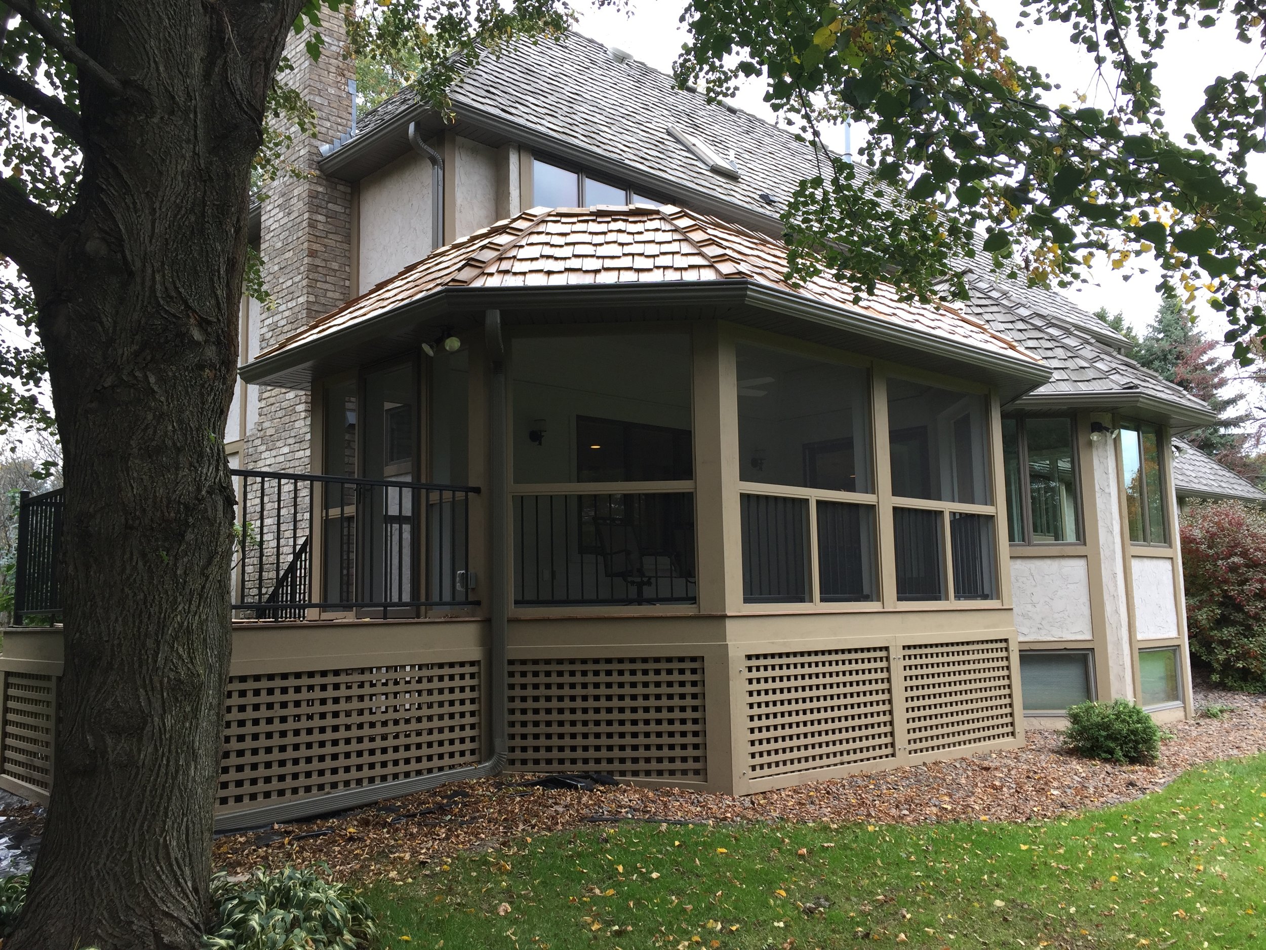 porch 3.JPG