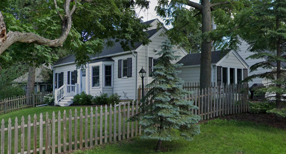 5215 Interlachen Boulevard