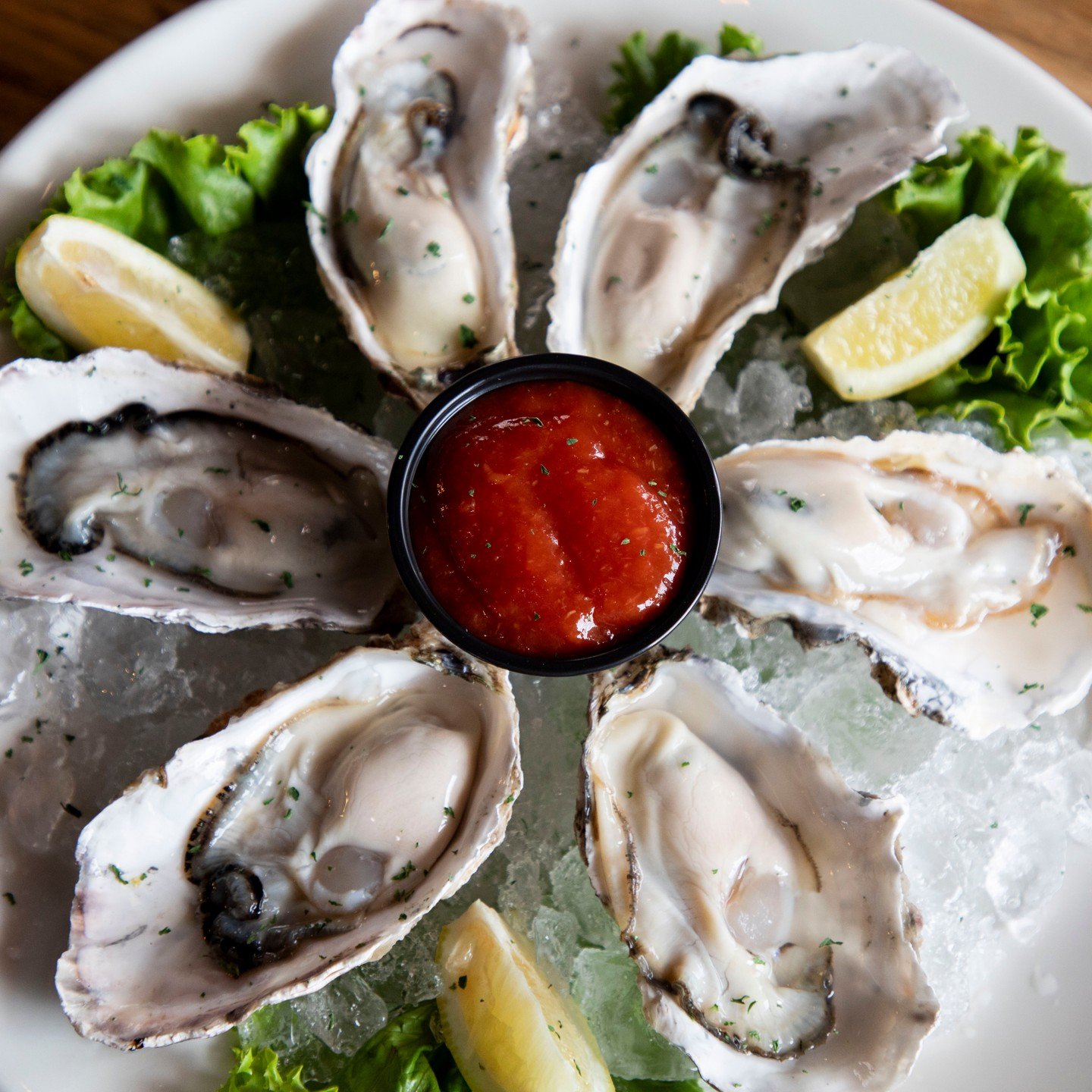 Feeling fancy? ✨

A plate of fresh oysters for the table is always a vibe.

Good news&hellip; we&rsquo;ve got &rsquo;em.