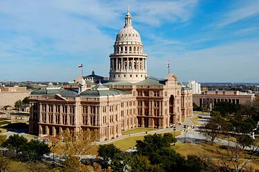 375px-TexasStateCapitol-2010-01.JPG
