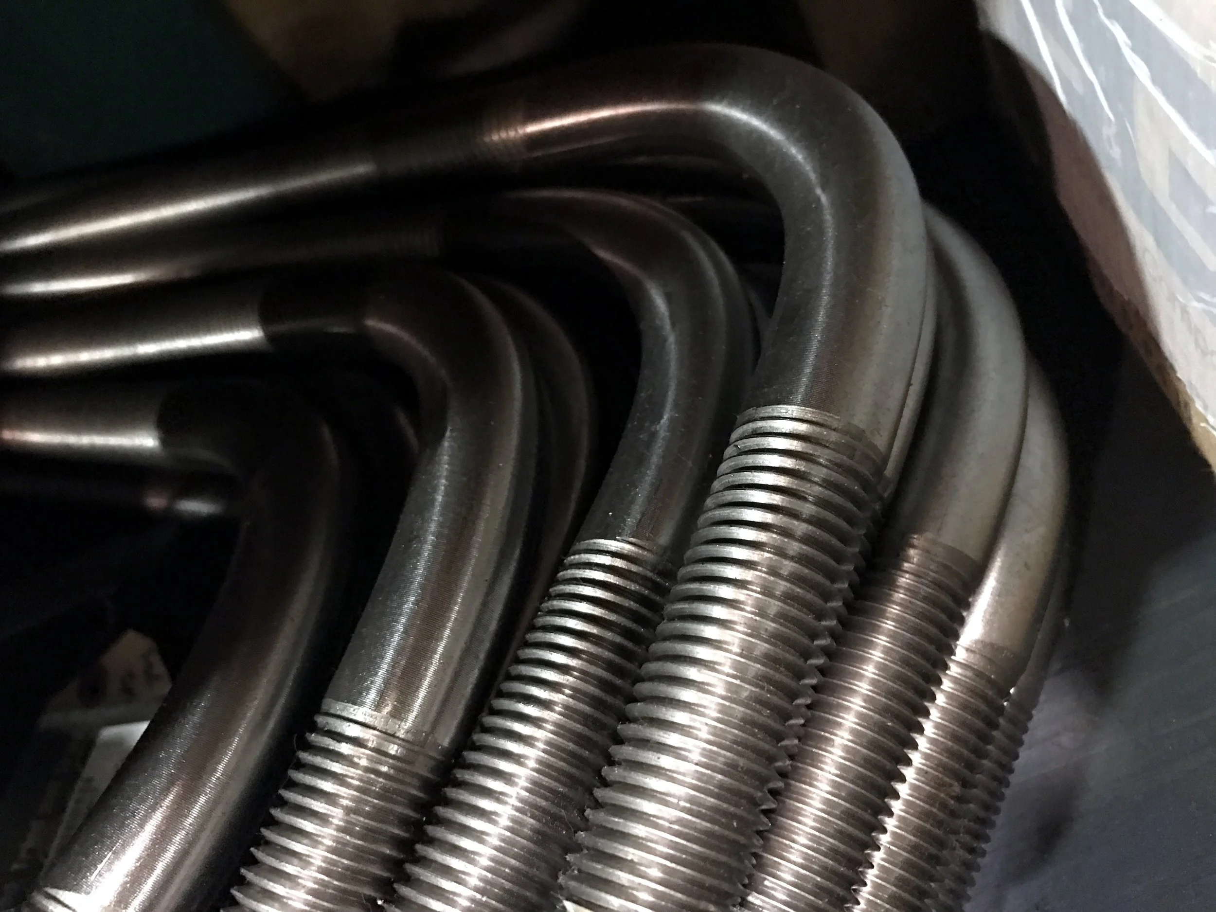 bent bolts4.jpg