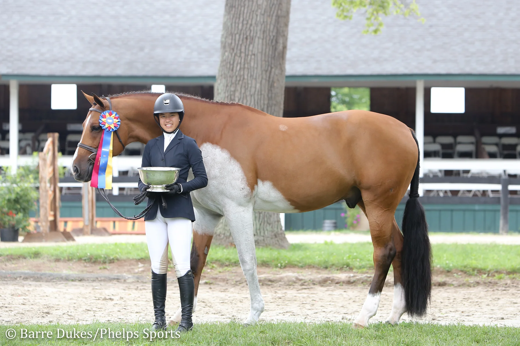Mimi Gochman and Grace Debney Capture Top Junior Hunter Honors