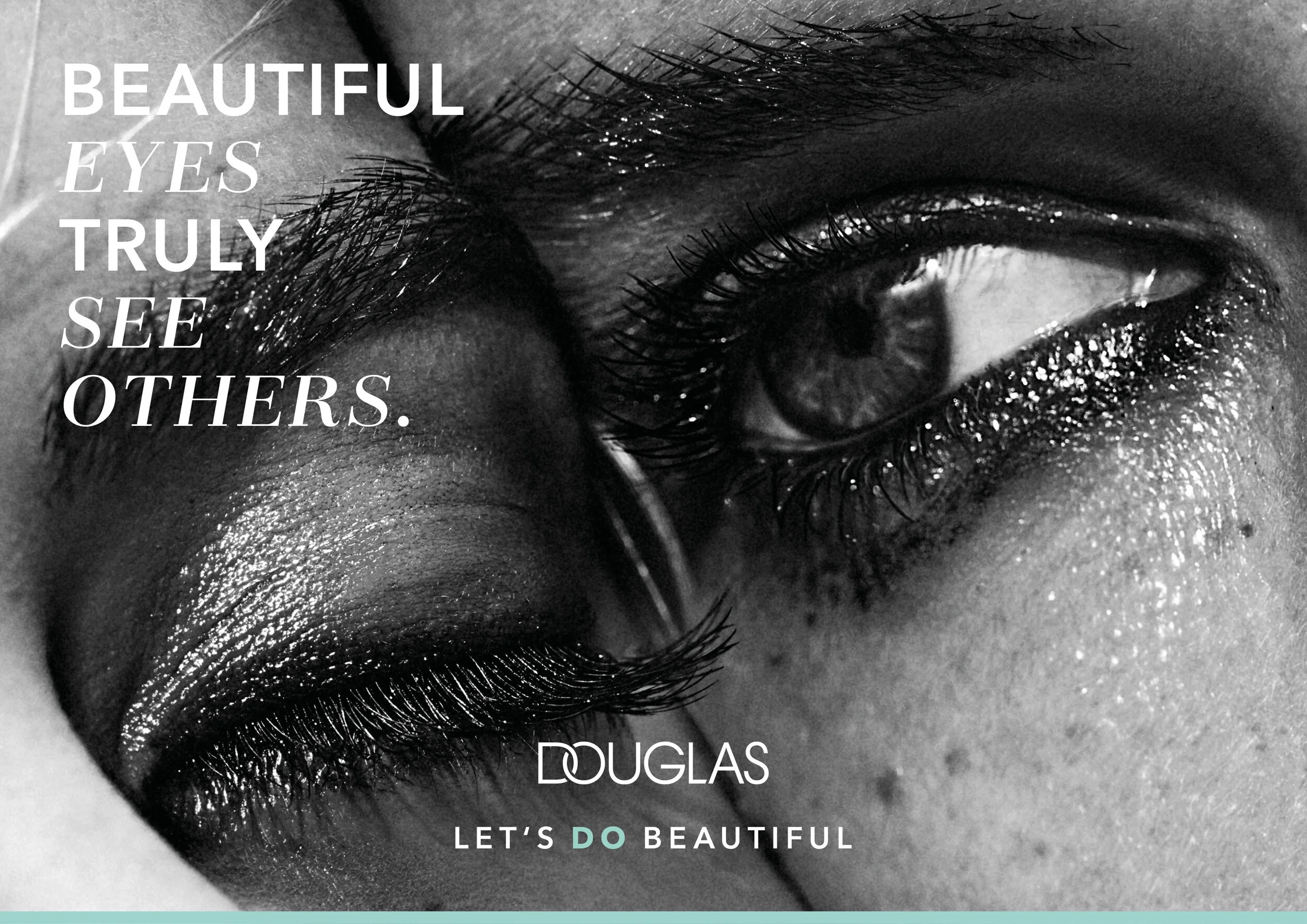 Client: DOUGLAS Photo: ALIQUESTUDIO Project: LET’S DO BEAUTIFUL Casting: SOLOMON I WINTER Agency: JVM/Alster Production: TEMPOMEDIA