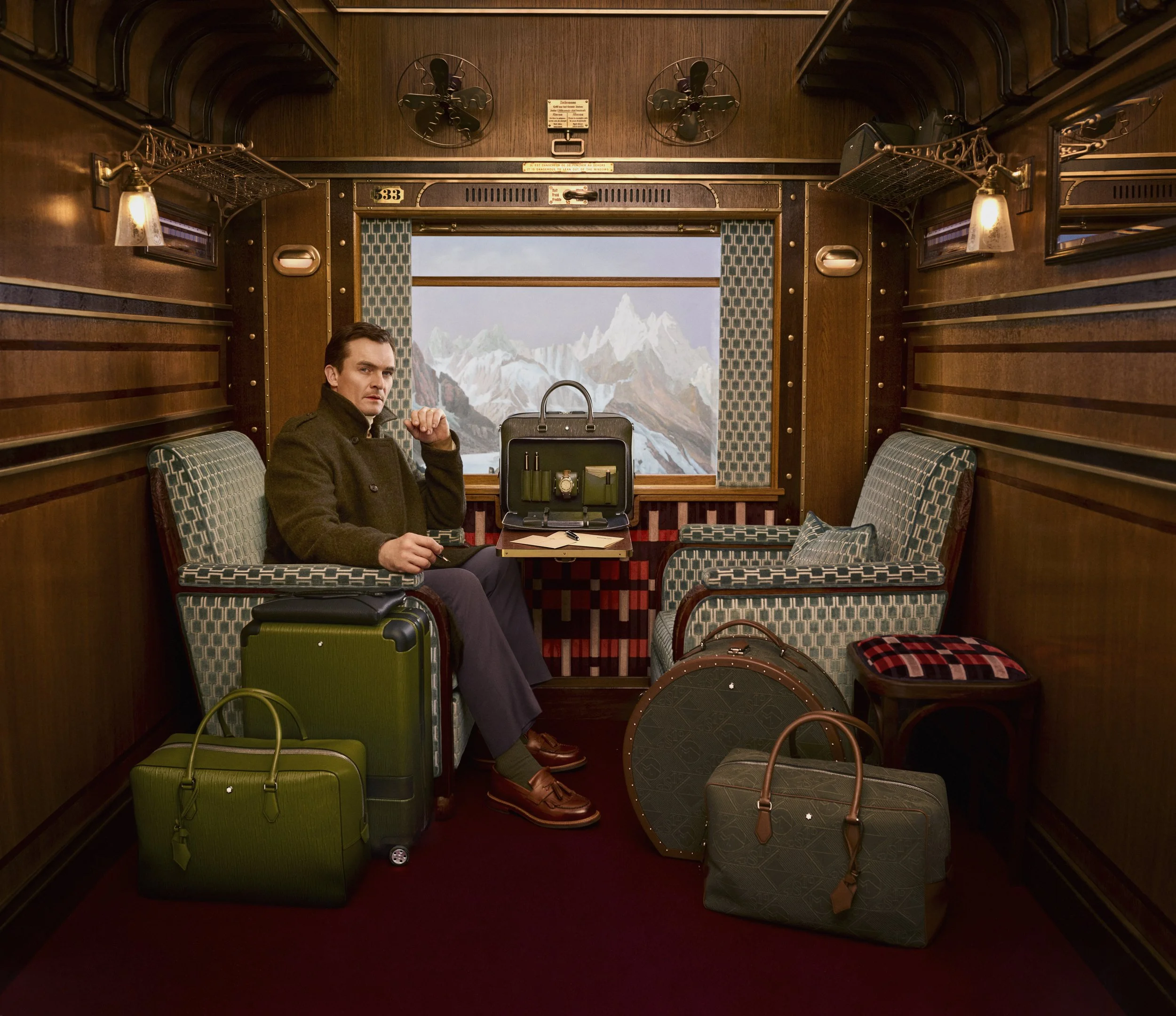 KV_1_LIFESTYLE_01_00693 697_v2_LR[1].jpg