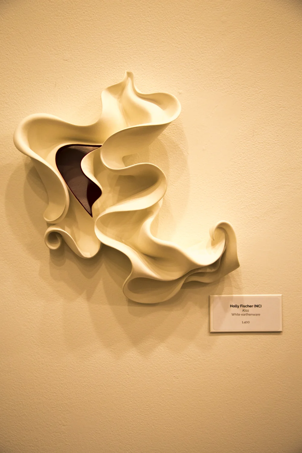 Holly Fischer (NC), Kiss