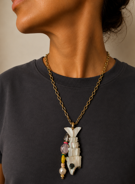 PEZ-PENDANT-WHITE.png