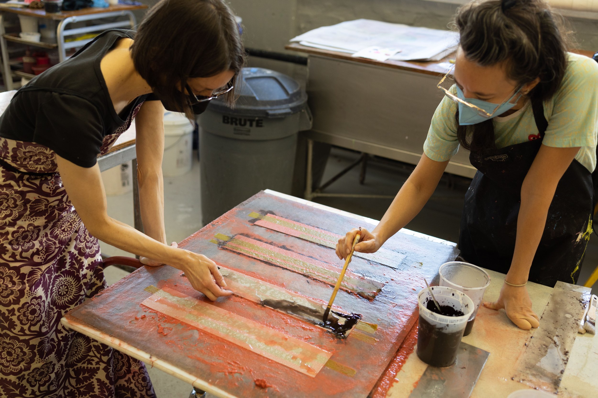 2022 WBV Fellow Jaz Graf works with Master Papermaker Tatiana Ginsberg (left)