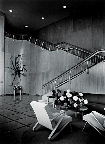 13_J_J-lobby-F_W.jpg