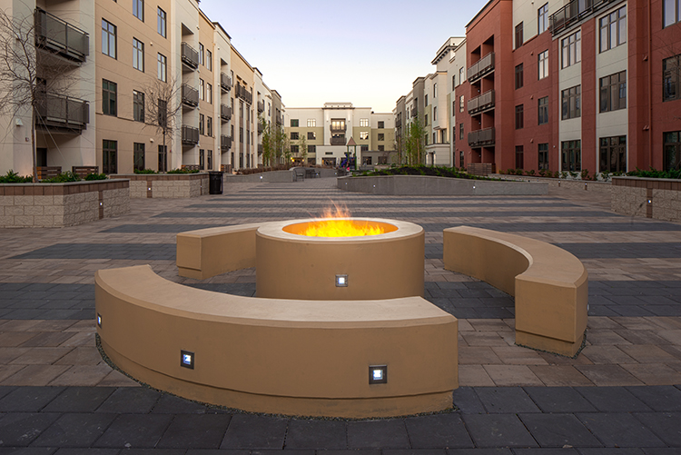 Courtyard - Fire Pit 1_cc.jpg