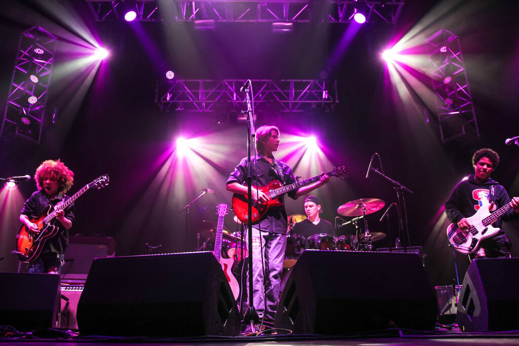 Live Band.png