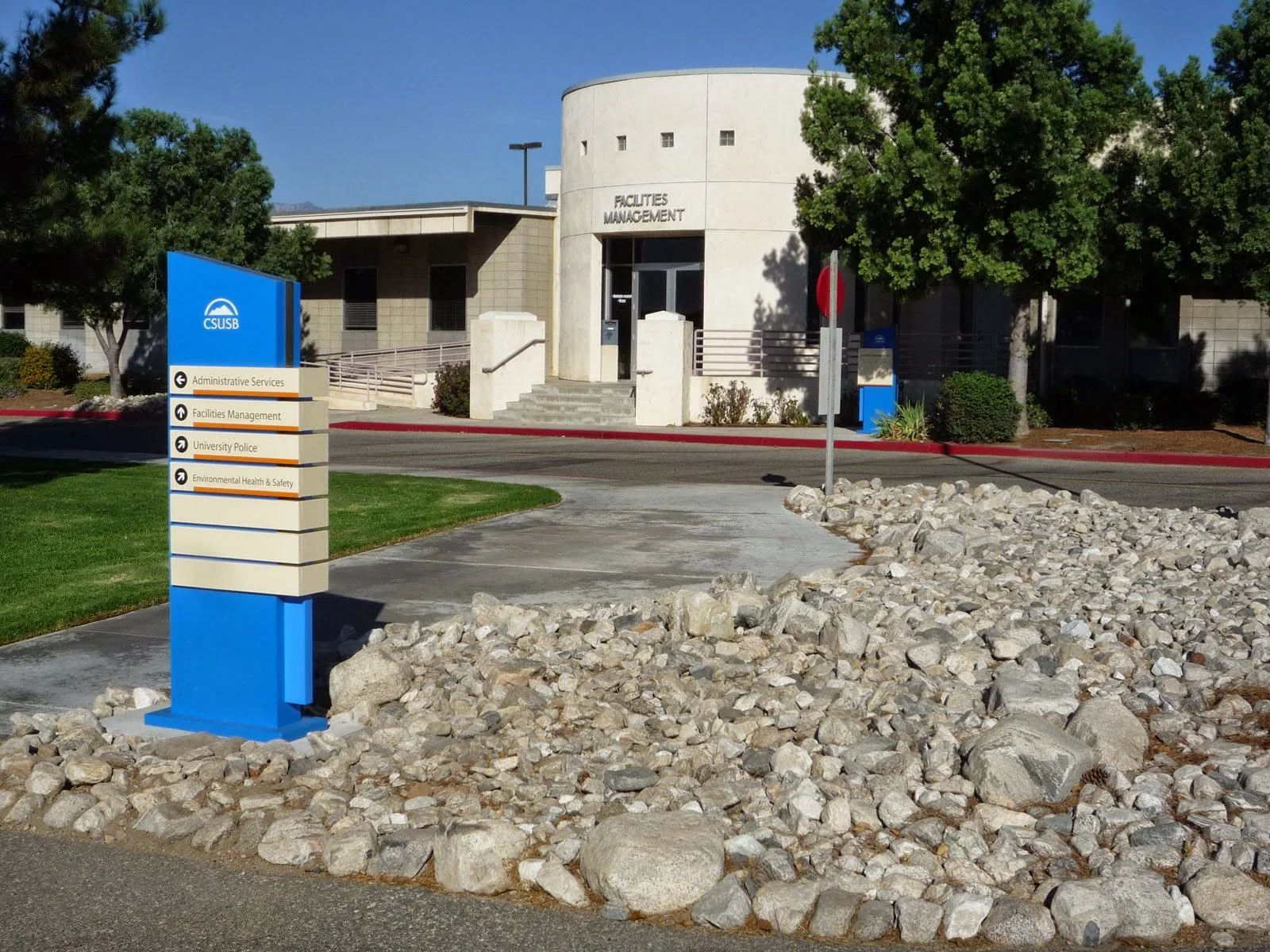 Freestanding Directional Sign