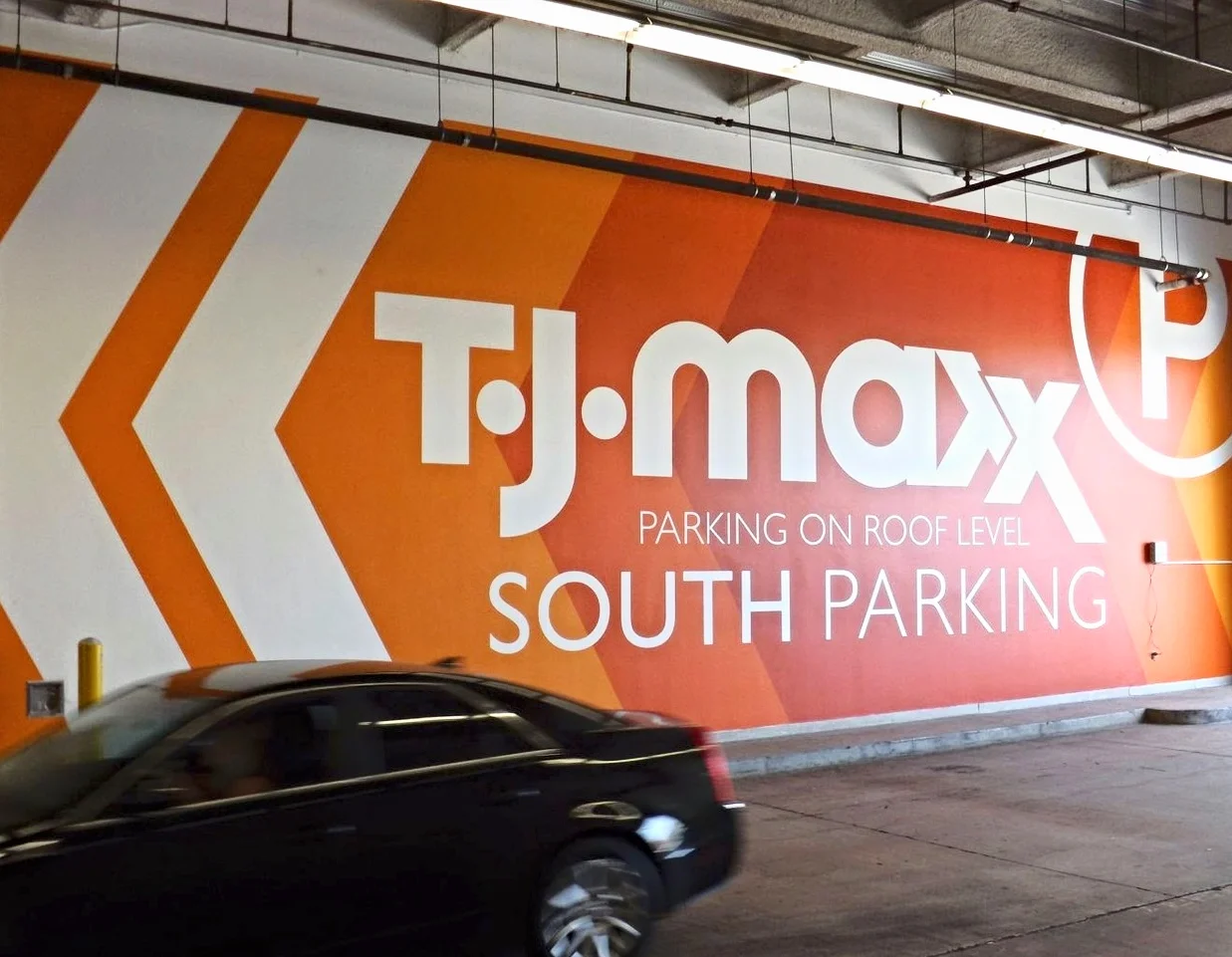 Shops on Lake - Parking Garage Wayfinding Painted Graphics